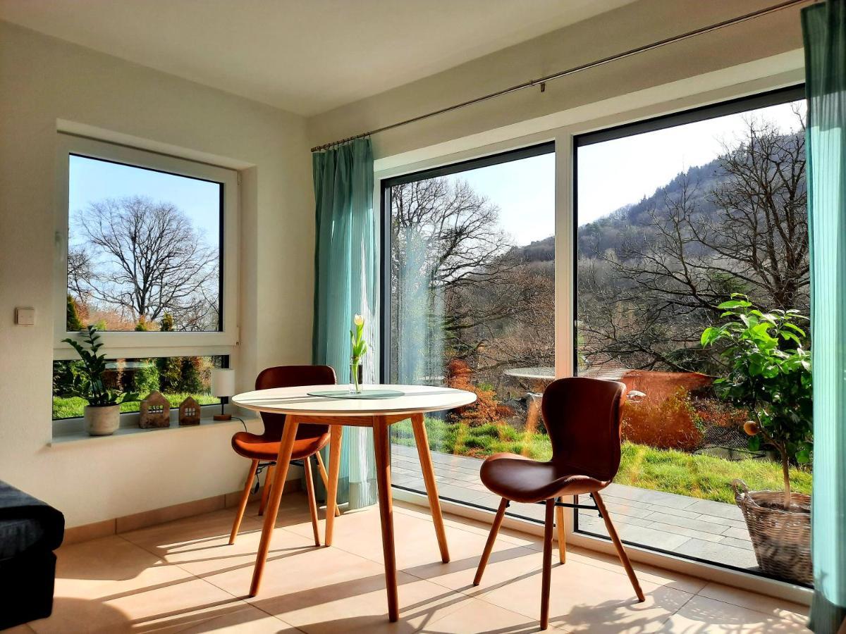 Ferienappartement Am Slevogtweg แลนสไวเลอร์ ภายนอก รูปภาพ